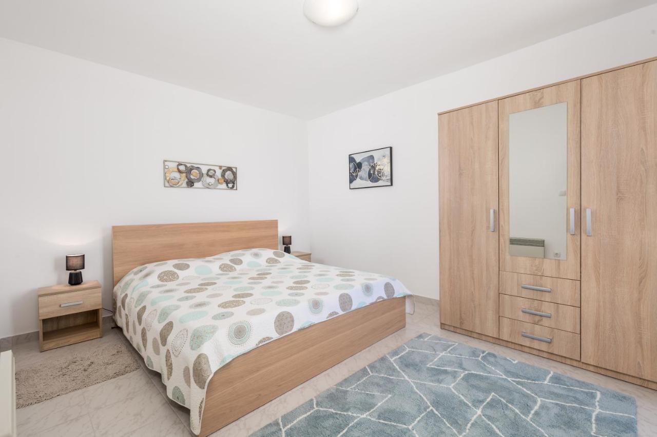Apartments Vilma أوباتيا المظهر الخارجي الصورة