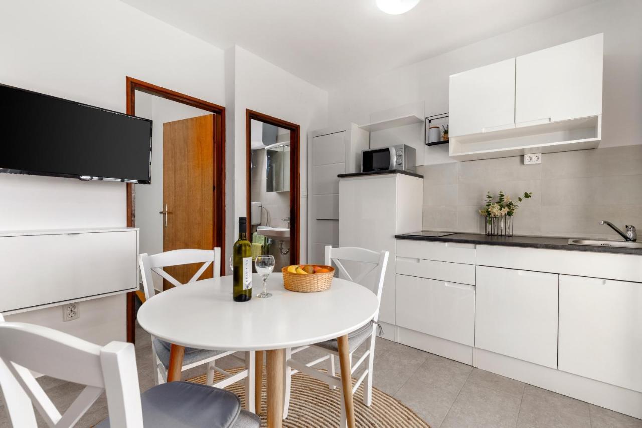 Apartments Vilma أوباتيا المظهر الخارجي الصورة