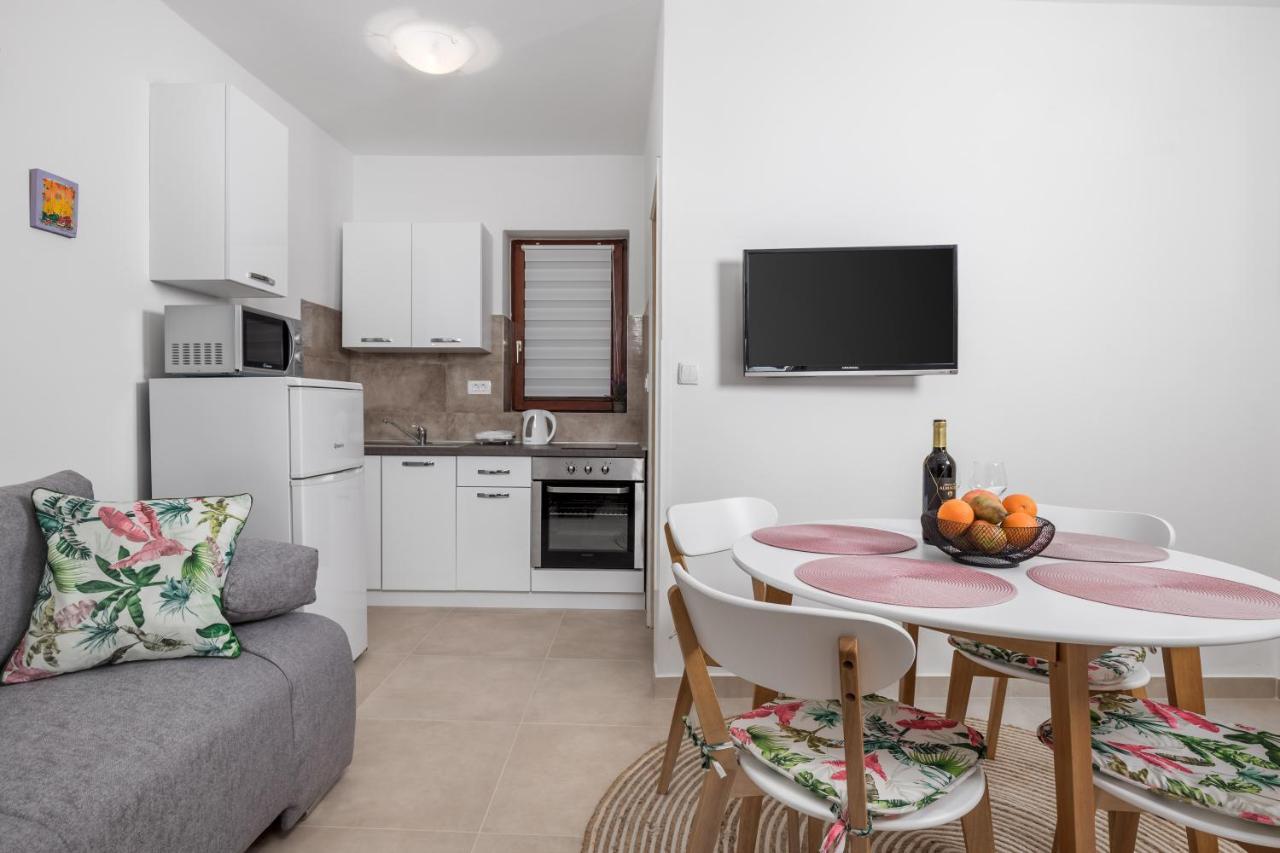 Apartments Vilma أوباتيا المظهر الخارجي الصورة