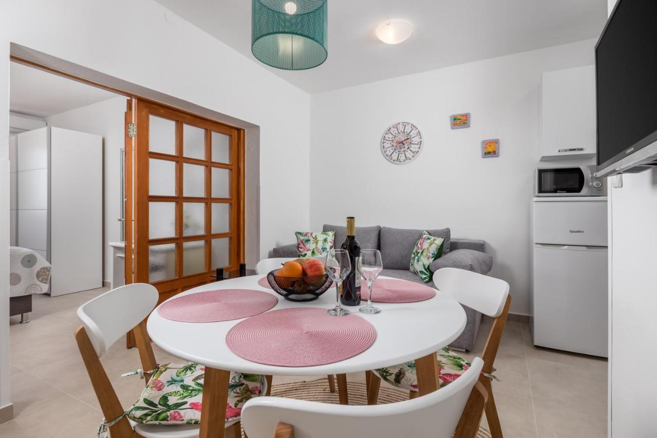 Apartments Vilma أوباتيا المظهر الخارجي الصورة